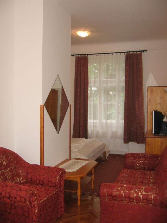 Hotel Mater Salvatoris House Gödöllő Zimmer foto