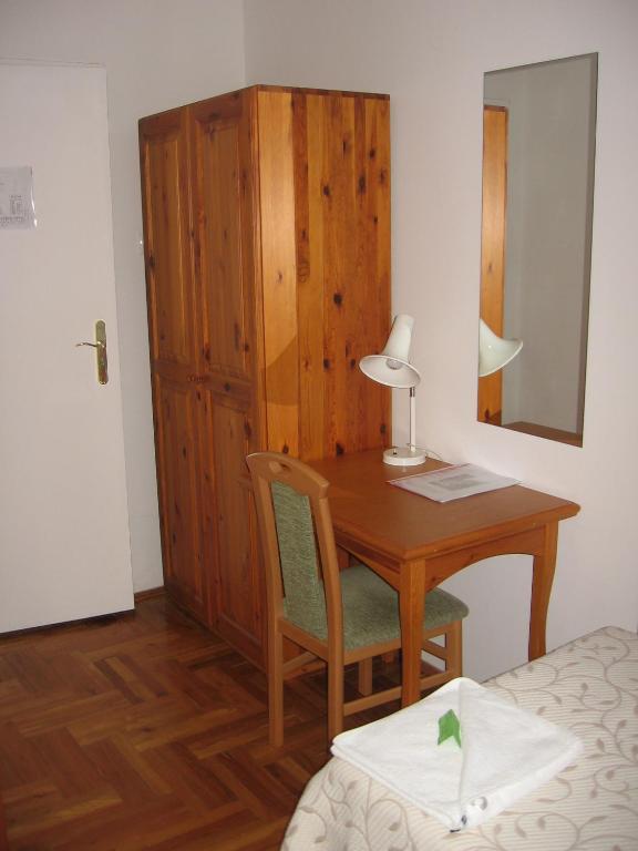 Hotel Mater Salvatoris House Gödöllő Zimmer foto